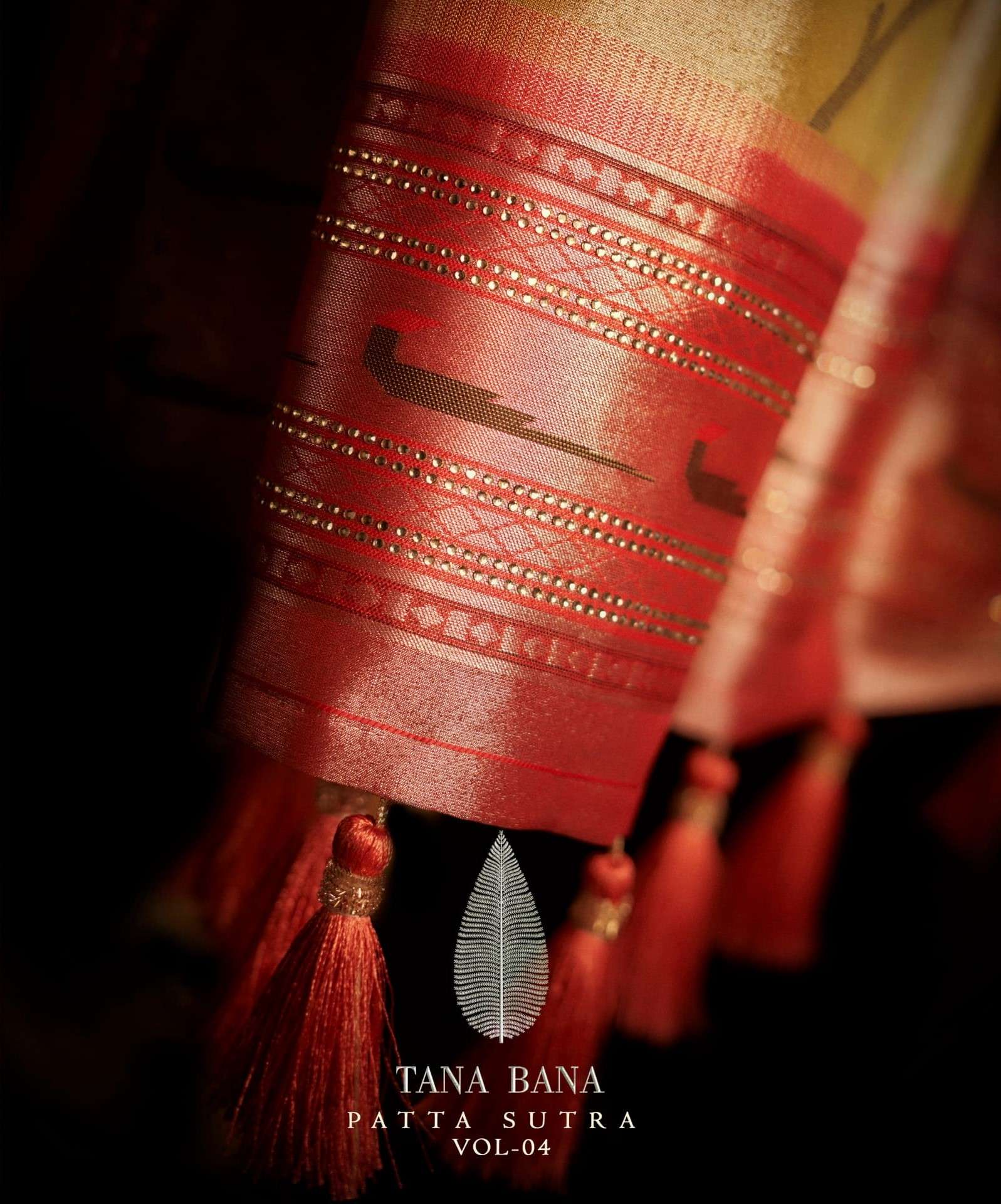 PATTA SUTRA VOL-4 BY TANA BANA INDIAN TRADITIONAL WEAR COLLECTION BEAUTIFUL STYLISH FANCY COLORFUL PARTY WEAR & OCCASIONAL WEAR PURE SILK SAREES AT WHOLESALE PRICE