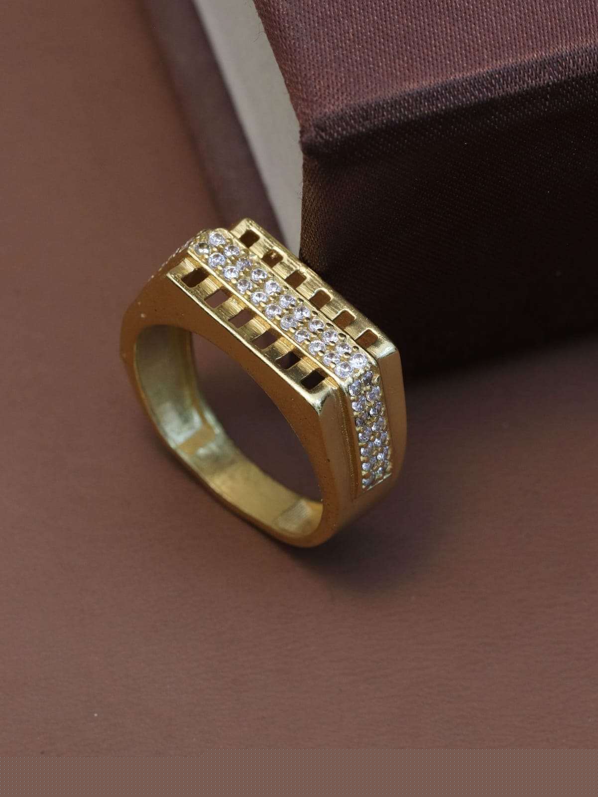 R-197 SERIES BY FASHID WHOLESALE 197 TO 199 SERIES TRADITIONAL IMITATION JEWELLERY FOR INDIAN ATTIRE AT EXCLUSIVE RANGE.