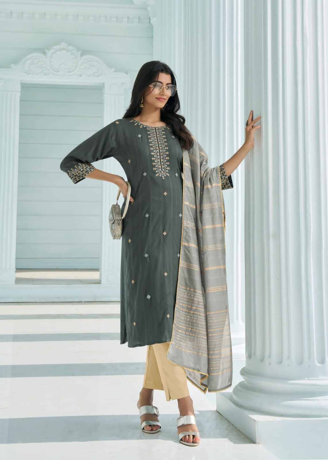 Ekaya By Wanna 1001 To 1007 Series Beautiful Stylish Festive Suits Fancy Colorful Casual Wear & Ethnic Wear & Ready To Wear Pure Viscose Embroidered Dresses At Wholesale Price